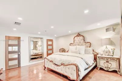 5445 Collins Ave #P2, Miami Beach, FL 33140 - Photo 17