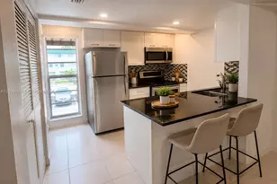 449 Swallow Dr, Miami Springs, FL 33166 - Photo 3