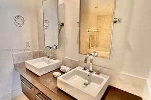 17121 Collins Ave, Sunny Isles Beach, FL 33160 - Photo 11