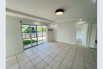 2033 Calais Dr #5, Miami Beach, FL 33141 - Photo 13