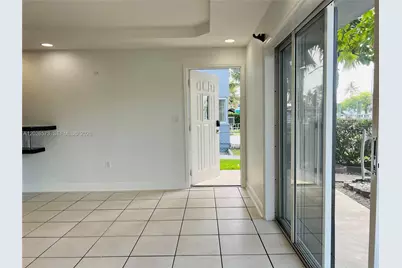 2033 Calais Dr #5, Miami Beach, FL 33141 - Photo 11