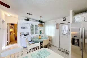 8227 Cinnamon Ln, Port Saint Lucie, FL 34952 - Photo 15