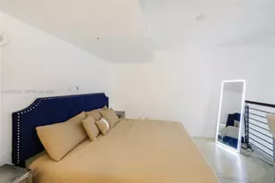 41 SE 5th St, Miami, FL 33131 - Photo 9