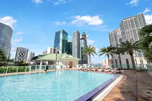 41 SE 5th St, Miami, FL 33131 - Photo 27