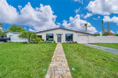 9265 Martinique Dr, Cutler Bay, FL 33189 - Photo 3