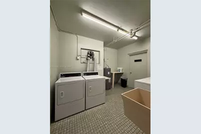 300 NE 14th Ave #307, Hallandale Beach, FL 33009 - Photo 21