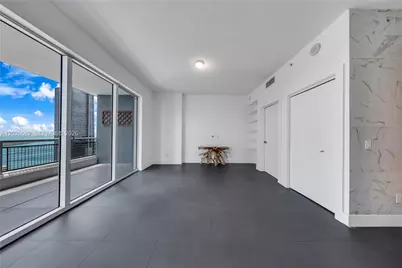 60 SW 13th St #4404, Miami, FL 33130 - Photo 7
