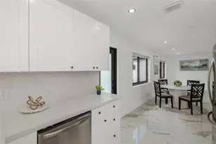 537 S 29th Ct, Hollywood, FL 33020 - Photo 11