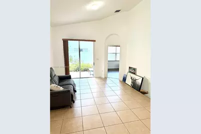3951 NE 11th Dr, Homestead, FL 33033 - Photo 3