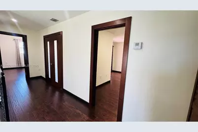 1094 Redwood St #1094, Hollywood, FL 33019 - Photo 31