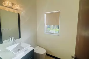 1094 Redwood St, Hollywood, FL 33019 - Photo 15