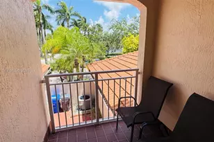 1094 Redwood St, Hollywood, FL 33019 - Photo 43