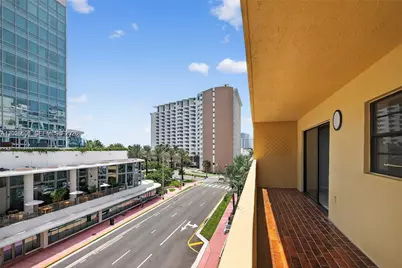 2924 Collins Ave #301, Miami Beach, FL 33140 - Photo 7