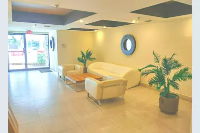 2924 Collins Ave #301, Miami Beach, FL 33140 - Photo 15