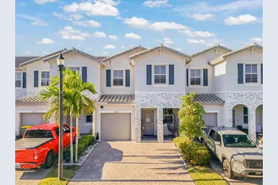 2641 SE 12th St, Homestead, FL 33035 - Photo 1