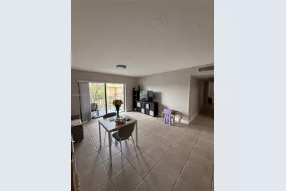 10431 N Kendall Dr #D306, Miami, FL 33176 - Photo 3