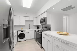 1500 Bay Rd, Miami Beach, FL 33139 - Photo 15