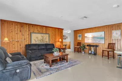 18645 SW 90th Ave, Cutler Bay, FL 33157 - Photo 5