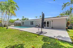18645 SW 90th Ave, Cutler Bay, FL 33157 - Photo 17