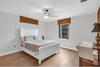 18645 SW 90th Ave, Cutler Bay, FL 33157 - Photo 13