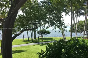 2 Grove Isle Dr, Miami, FL 33133 - Photo 35