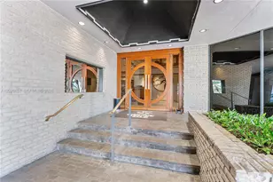 2 Grove Isle Dr, Miami, FL 33133 - Photo 17