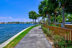 2 Grove Isle Dr, Miami, FL 33133 - Photo 27