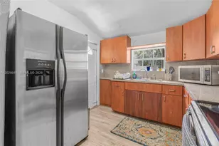 1200 NW 87th St, Miami, FL 33147 - Photo 7