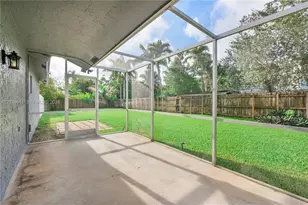 8765 SW 53rd St, Cooper City, FL 33328 - Photo 23