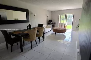 165 NW 93rd Ave, Pembroke Pines, FL 33024 - Photo 7