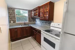 2235 NW 59th Wy, Lauderhill, FL 33313 - Photo 3