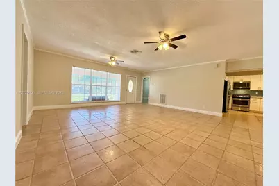 206 SE 3rd Pl, Dania Beach, FL 33004 - Photo 11