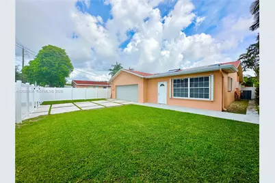 206 SE 3rd Pl, Dania Beach, FL 33004 - Photo 5