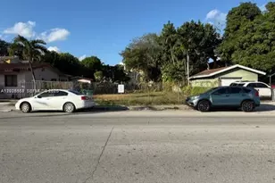1121 NW 2nd St, Miami, FL 33128 - Photo 1