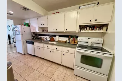 1080 94th St #312, Bay Harbor Islands, FL 33154 - Photo 17