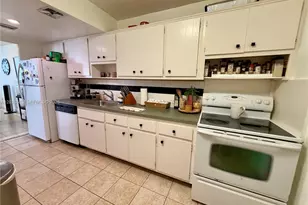 1080 94th St, Bay Harbor Islands, FL 33154 - Photo 17
