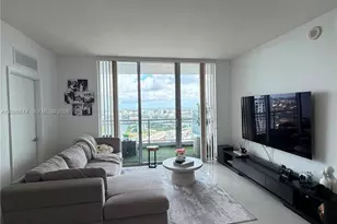 90 SW 3rd St, Miami, FL 33130 - Photo 3