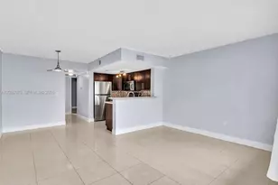 8695 NW 6th Ln, Miami, FL 33126 - Photo 5