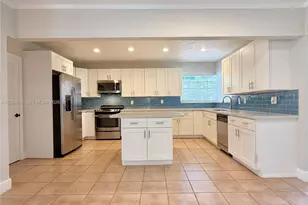 206 SE 3rd Pl, Dania Beach, FL 33004 - Photo 17