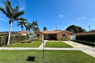 206 SE 3rd Pl, Dania Beach, FL 33004 - Photo 7