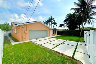 206 SE 3rd Pl, Dania Beach, FL 33004 - Photo 3