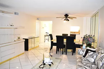 9461 Sunrise Lakes Blvd #103, Sunrise, FL 33322 - Photo 7
