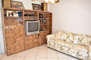 9461 Sunrise Lakes Blvd, Sunrise, FL 33322 - Photo 21