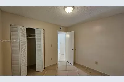 1235 NW 6th St #3, Miami, FL 33125 - Photo 9