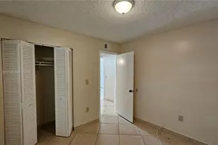 1235 NW 6th St, Miami, FL 33125 - Photo 9