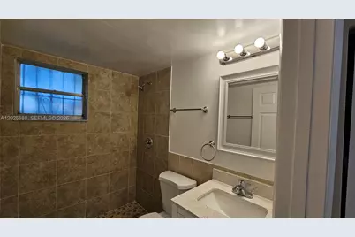 1235 NW 6th St #3, Miami, FL 33125 - Photo 7