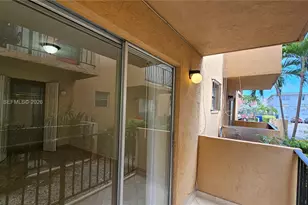 1235 NW 6th St, Miami, FL 33125 - Photo 11