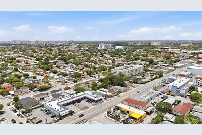 3240 NW 7th St, Miami, FL 33125 - Photo 5