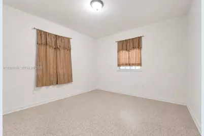69 NW 5th St, Homestead, FL 33030 - Photo 5