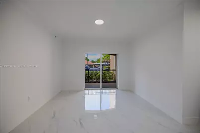 11730 SW 2nd St #12103, Pembroke Pines, FL 33025 - Photo 9